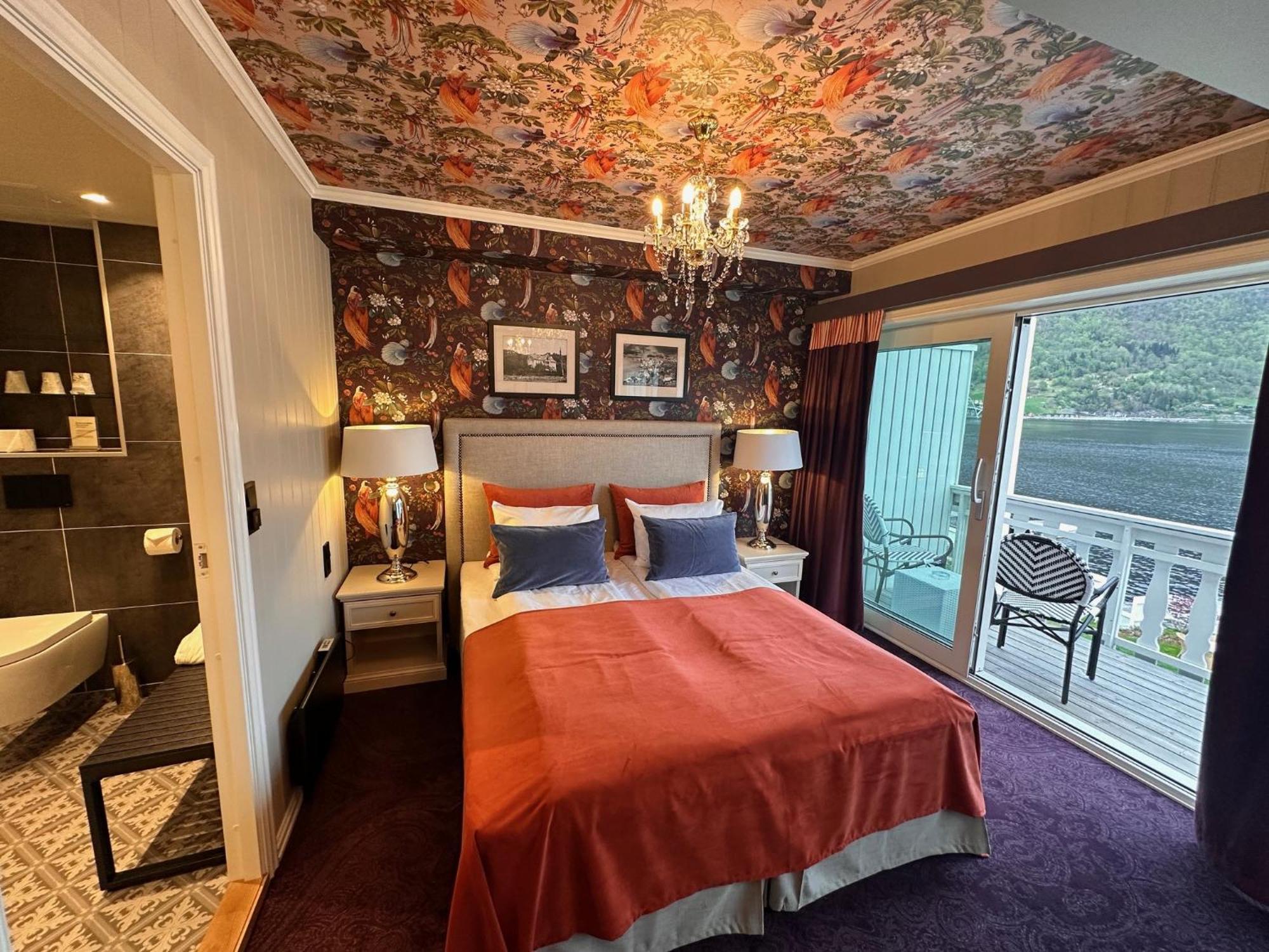 Hotel Hofslund Fjord 3*