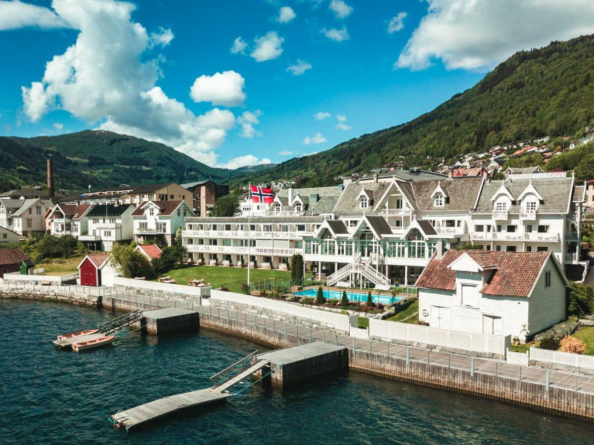 Hofslund Fjord Согндал
