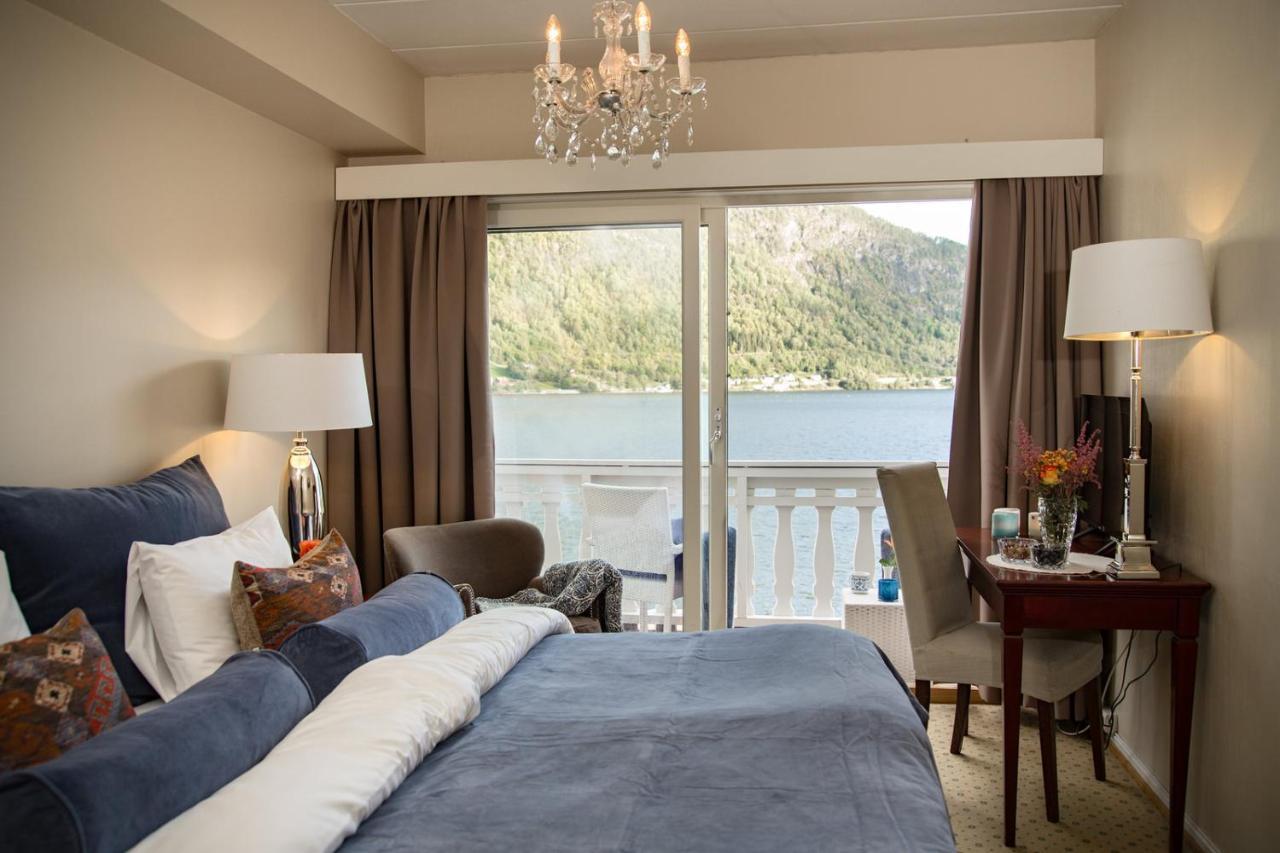 Hofslund Fjord Hotel 3*